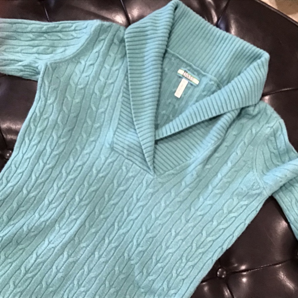 Bass blue sweater